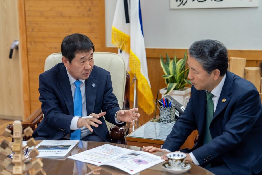 이재영 증평군수, 산림청 방문 현안사업 건의